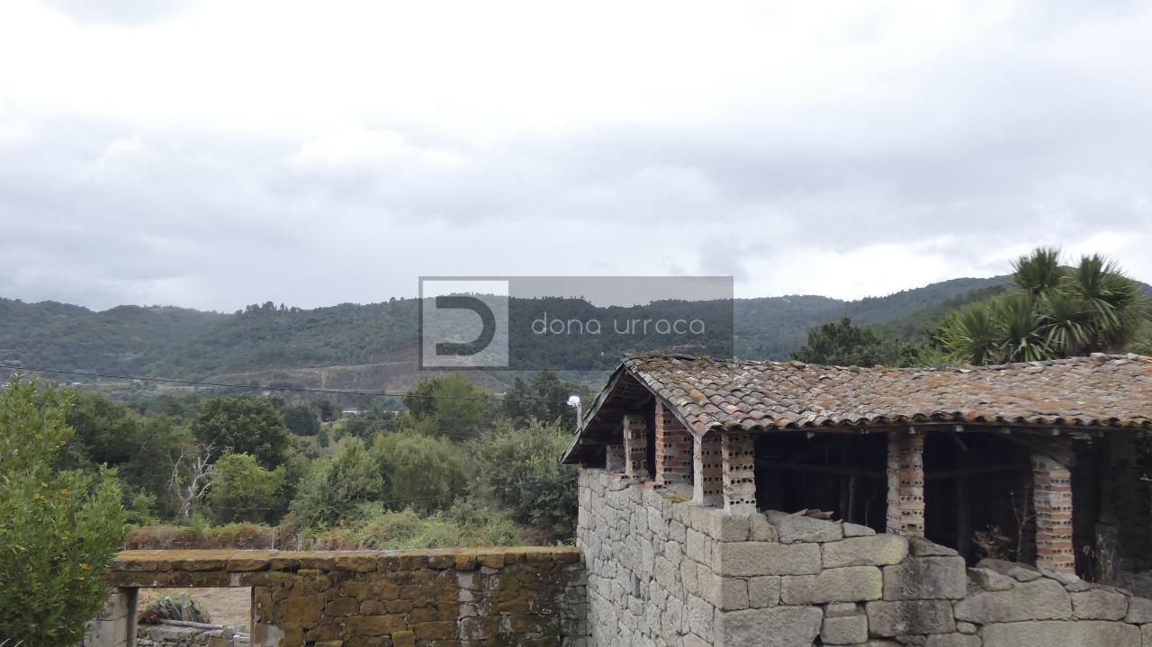 172613170956600038619_172604969083 VENTA DE PAZO CERCA DE OUTARIZ