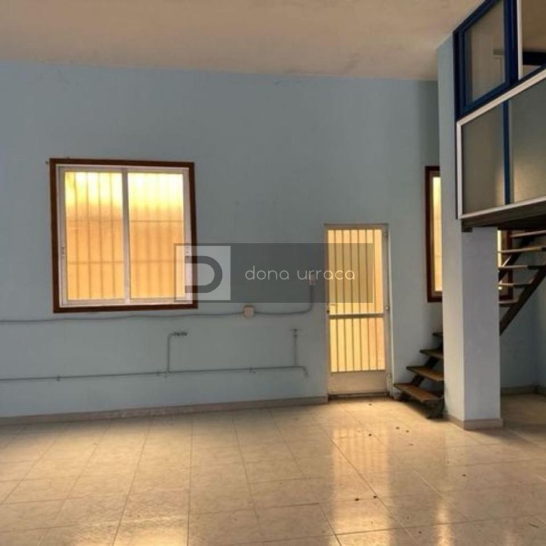 ALQUILE RO VENTA DE LOCAL EN A VALENZA