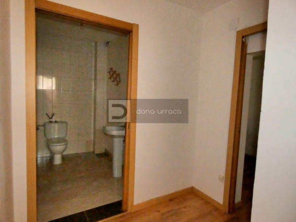 ALQUILER DE OFICINA EN ERVEDELO
