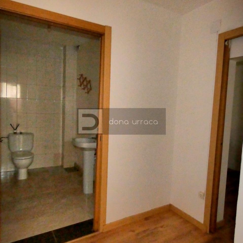 ALQUILER DE OFICINA EN ERVEDELO