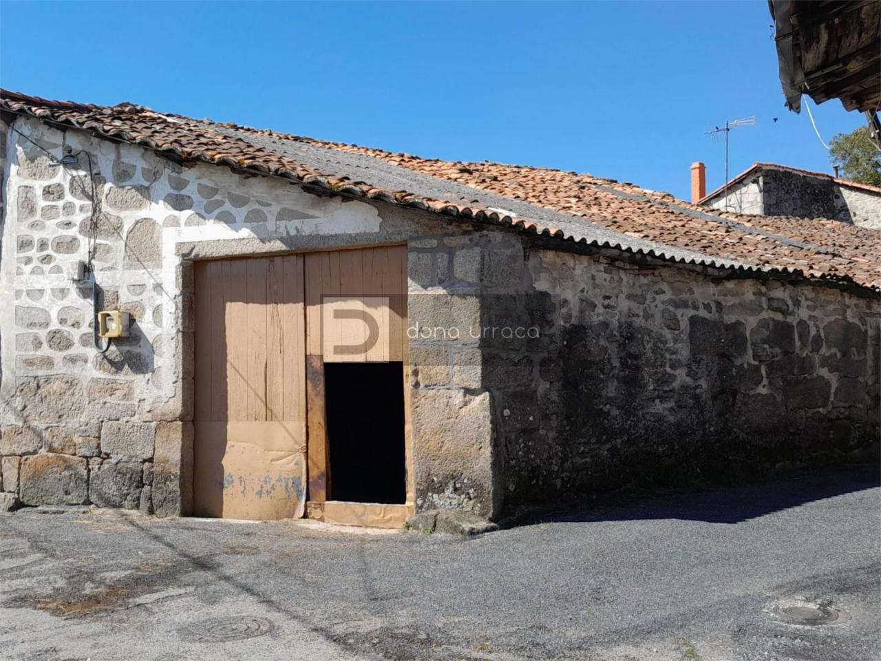 Casa adosada en venta en PEDRAFITA
