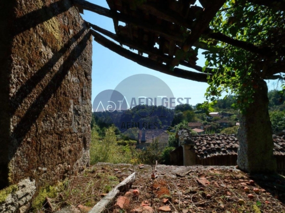 Casa rústica en Carballeda de Avia