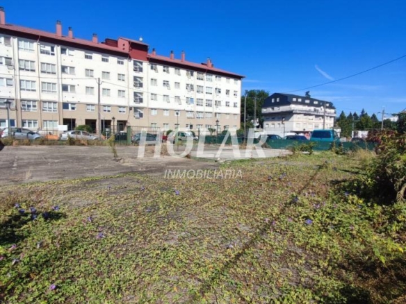 Parcela en venta Tui centro