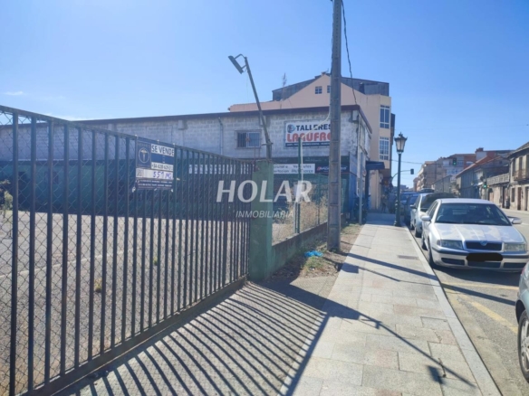Parcela en venta Tui centro