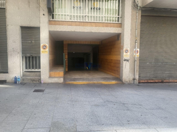 Plaza para coche en Ourense