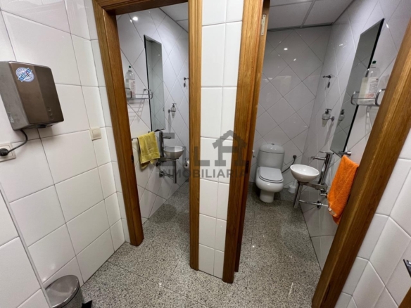 ALQUILER LOCAL EN ZONA PINO