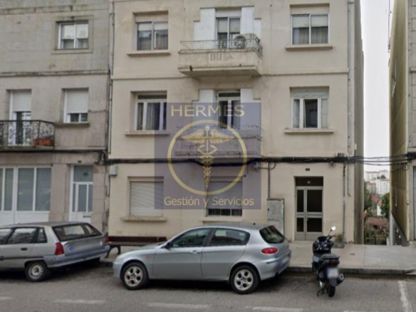 Terreno y edificio  en venta, Av.  Ramón Nieto.