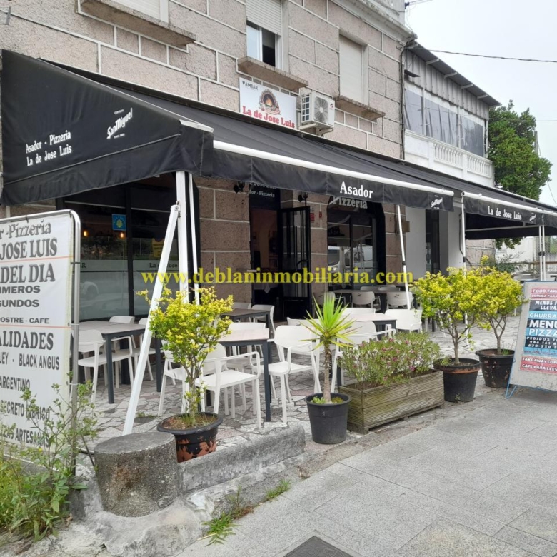 SE ALQUILA RESTAURANTE-ASADOR EN TUI