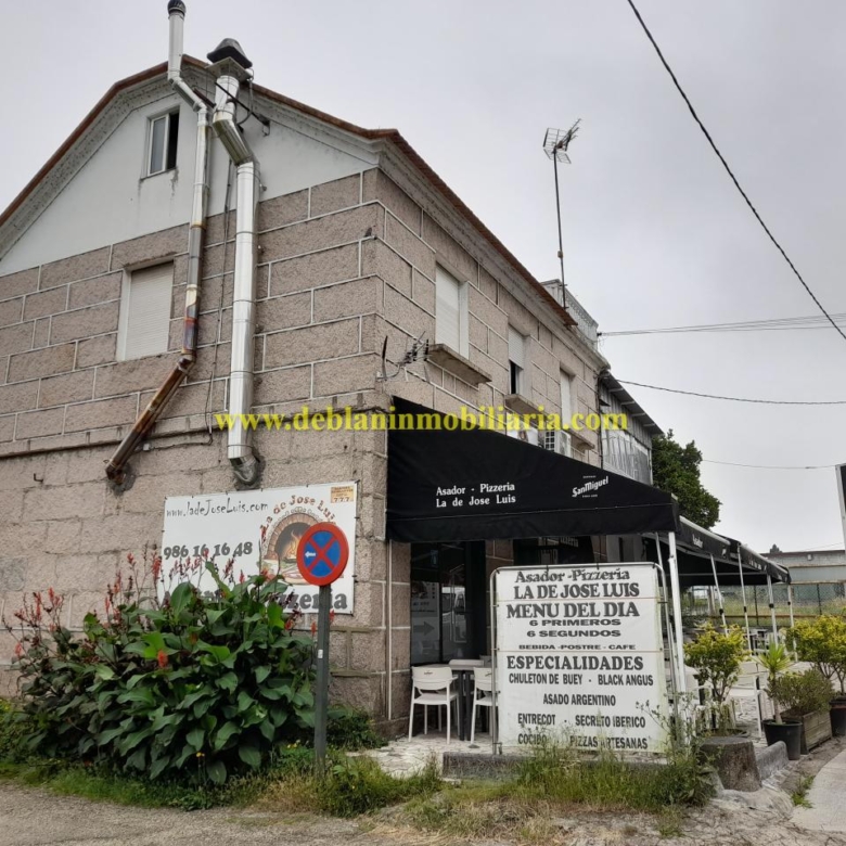 SE ALQUILA RESTAURANTE-ASADOR EN TUI