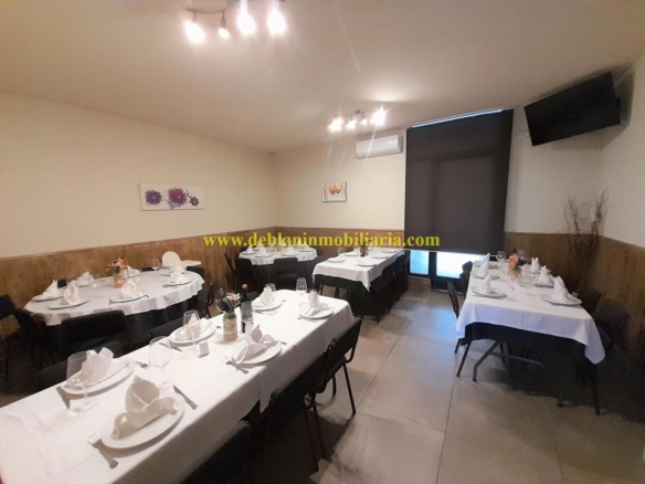 SE ALQUILA RESTAURANTE-ASADOR EN TUI