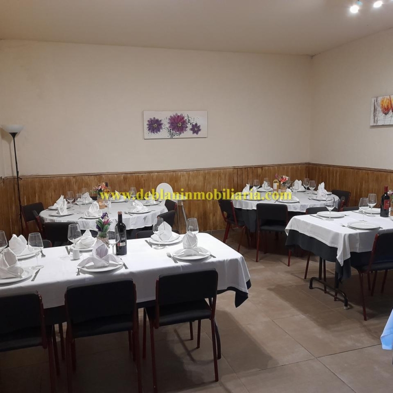 SE ALQUILA RESTAURANTE-ASADOR EN TUI
