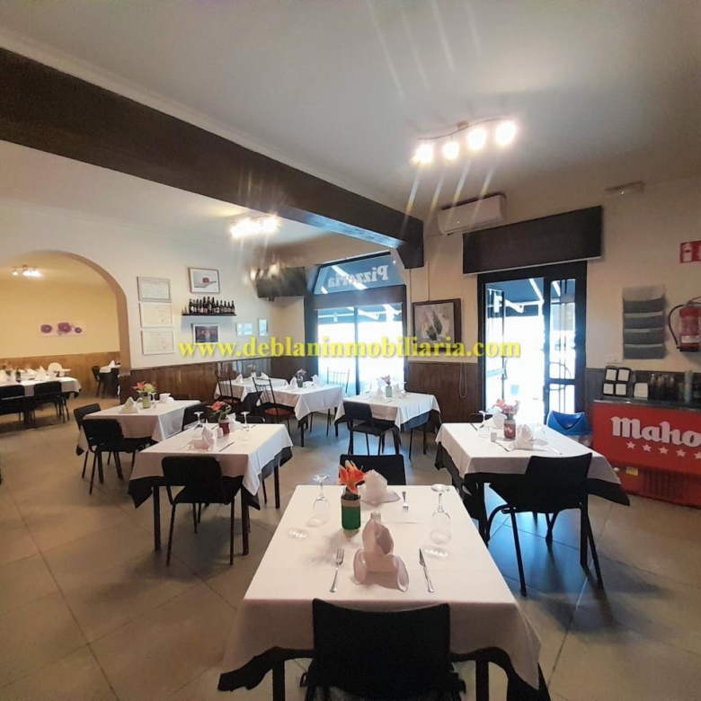 SE ALQUILA RESTAURANTE-ASADOR EN TUI