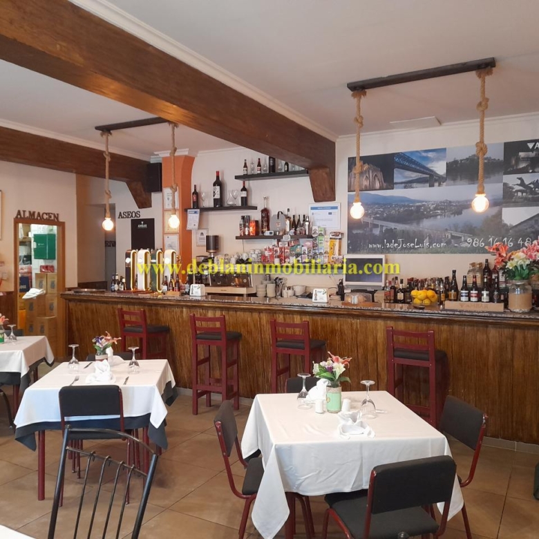 SE ALQUILA RESTAURANTE-ASADOR EN TUI