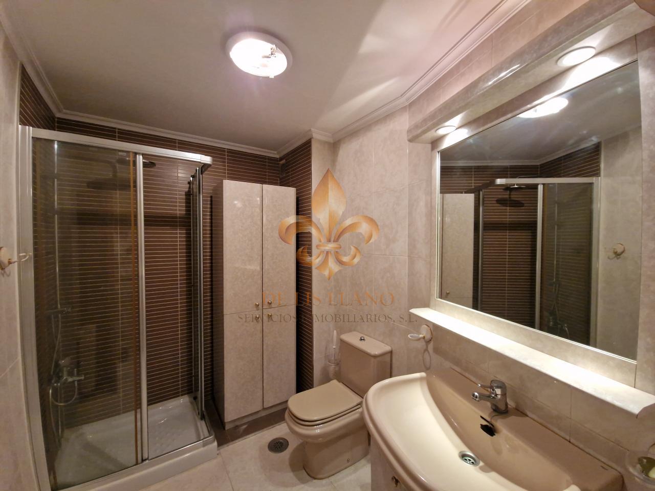 Venta de excelente piso en el centro de Gondomar.