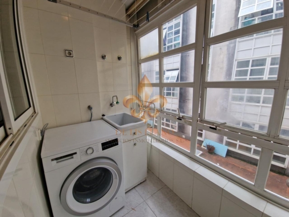 Venta de excelente piso en el centro de Gondomar.