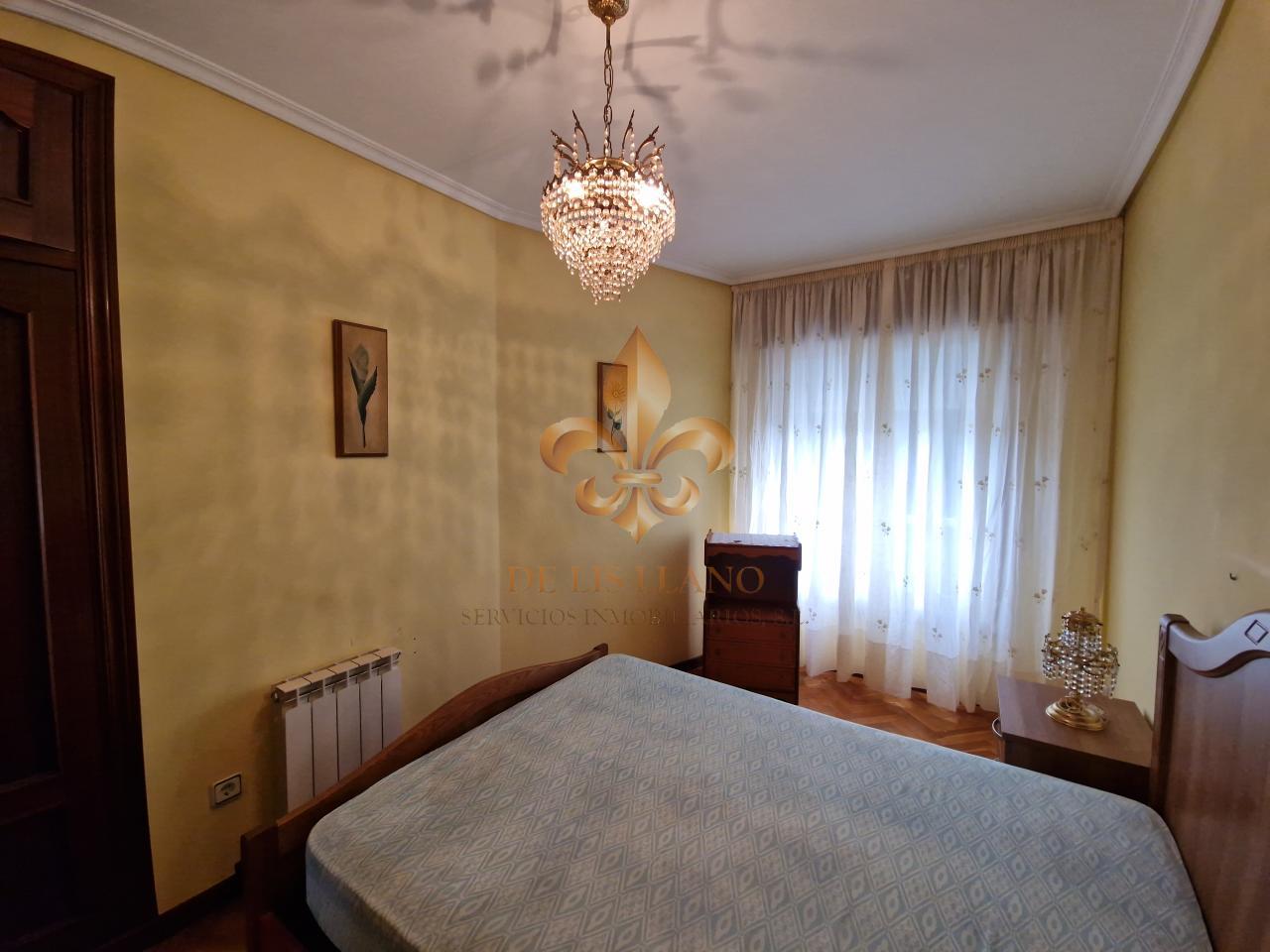 Venta de excelente piso en el centro de Gondomar.