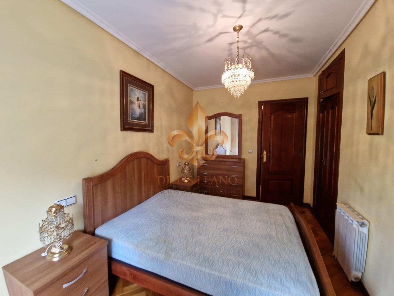 Venta de excelente piso en el centro de Gondomar.
