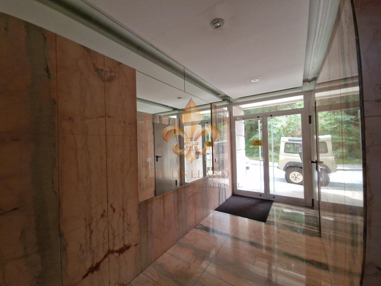Venta de excelente piso en el centro de Gondomar.