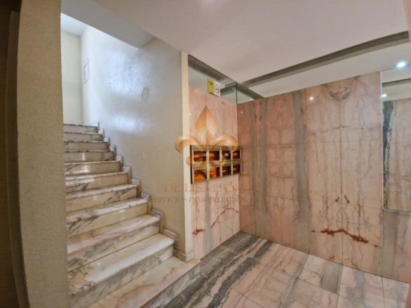 Venta de excelente piso en el centro de Gondomar.