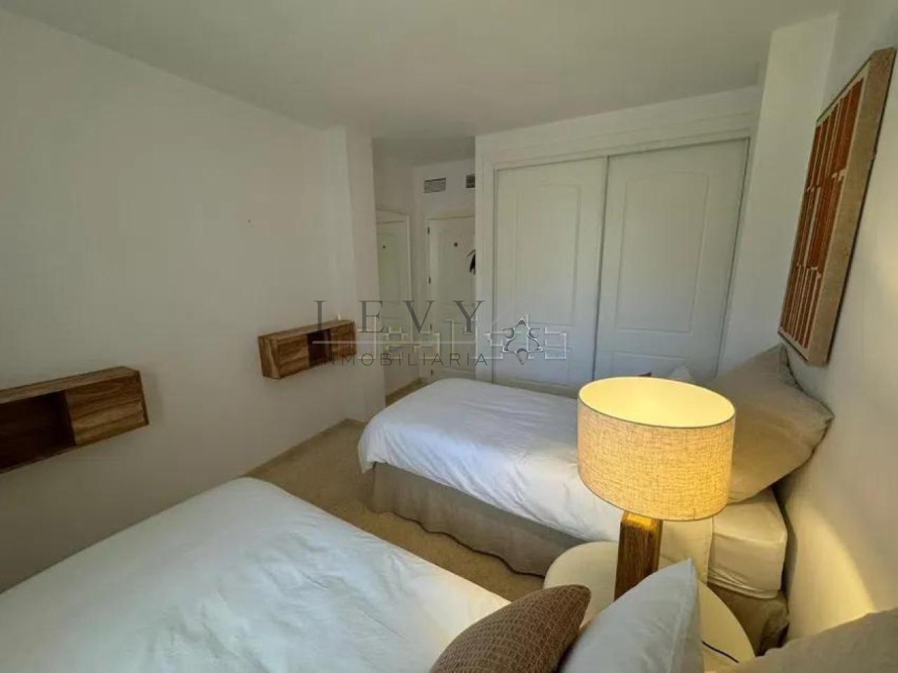 173132330526300158612_173132320161 Magnifico piso en Marbella – Elviria