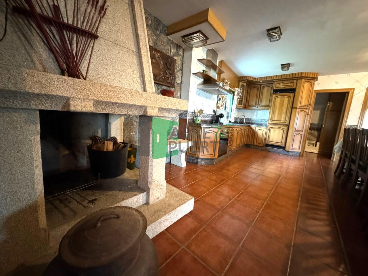 173141309104700039255_173141183817 CHALET EN VENTA