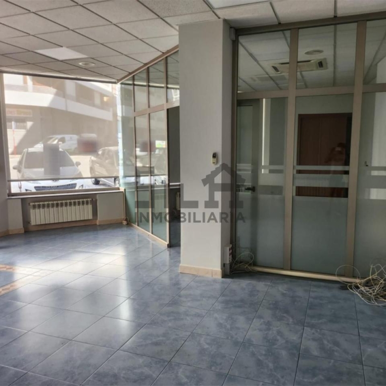 ALQUILER LOCAL COMERCIAL ZONA PUENTE