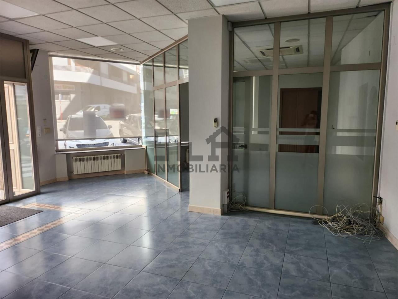 ALQUILER LOCAL COMERCIAL ZONA PUENTE