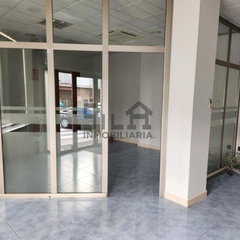 ALQUILER LOCAL COMERCIAL ZONA PUENTE