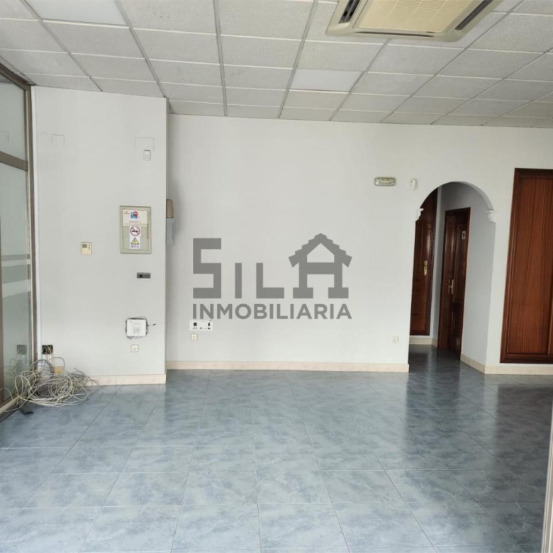 ALQUILER LOCAL COMERCIAL ZONA PUENTE