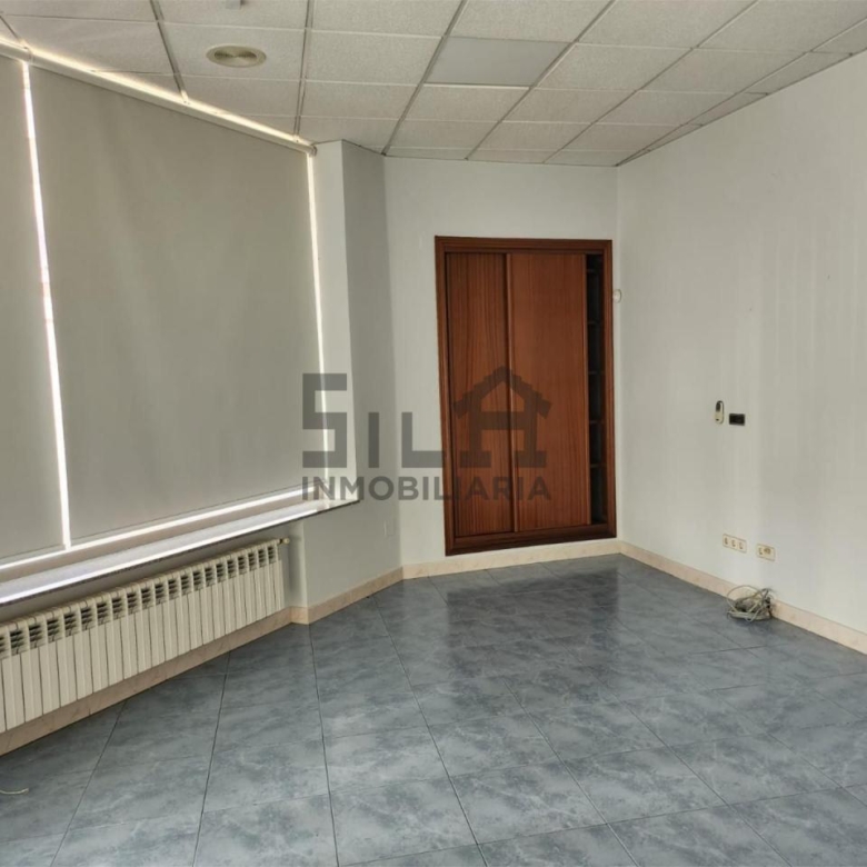 ALQUILER LOCAL COMERCIAL ZONA PUENTE