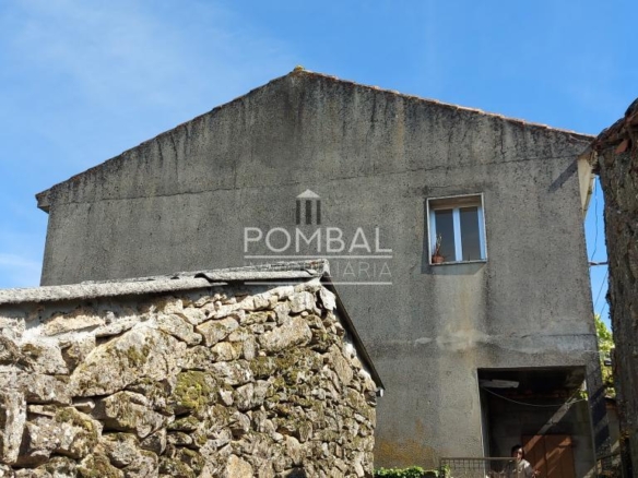 CASA A REFORMAR