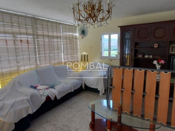 CASA A REFORMAR