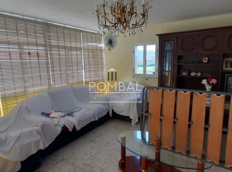 CASA A REFORMAR