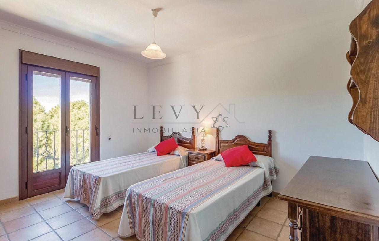 173253711648500039436_173253596270 Maravillosa Finca cerca del Lago