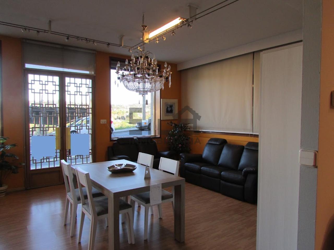 ALQUILER LOCAL 1.300M2 PIÑEIRAL
