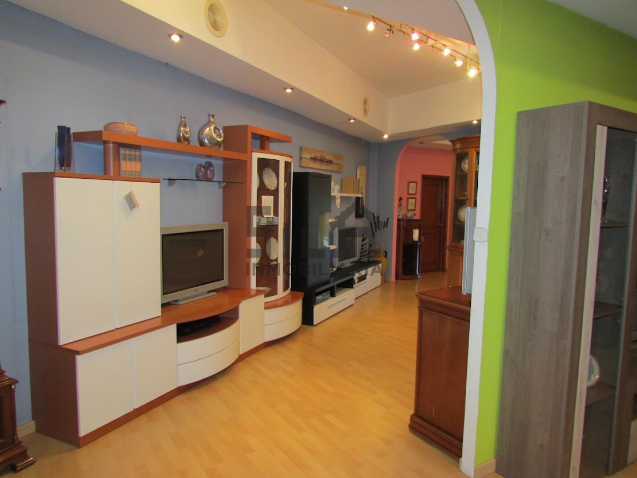 ALQUILER LOCAL 1.300M2 PIÑEIRAL