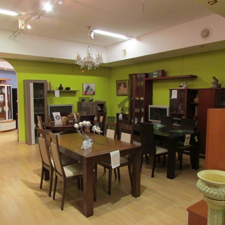 ALQUILER LOCAL 1.300M2 PIÑEIRAL