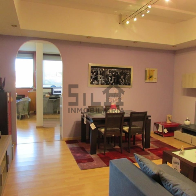 ALQUILER LOCAL 1.300M2 PIÑEIRAL