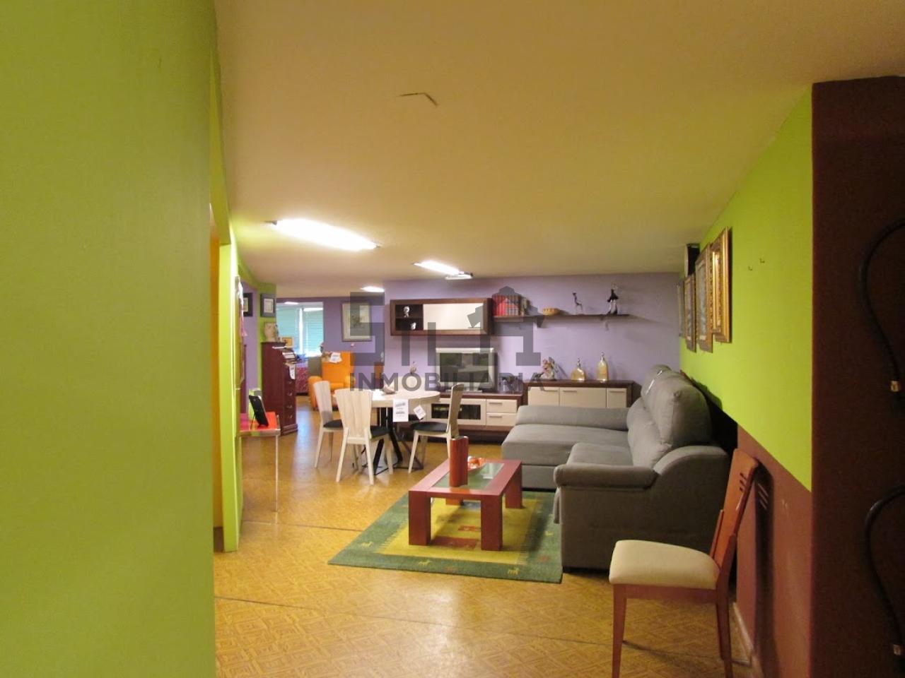 ALQUILER LOCAL 1.300M2 PIÑEIRAL