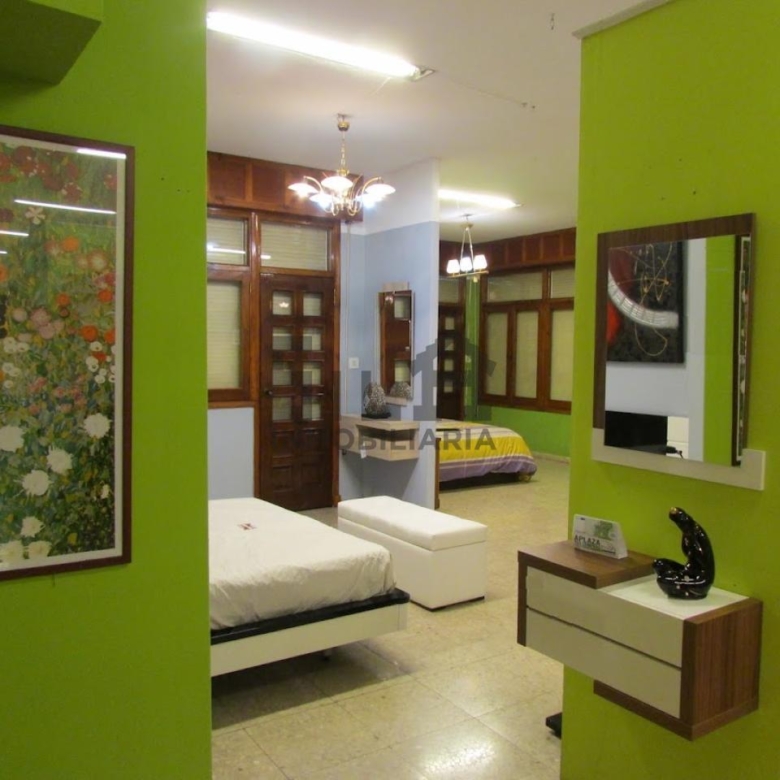 ALQUILER LOCAL 1.300M2 PIÑEIRAL