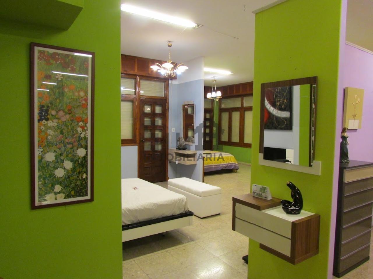 ALQUILER LOCAL 1.300M2 PIÑEIRAL
