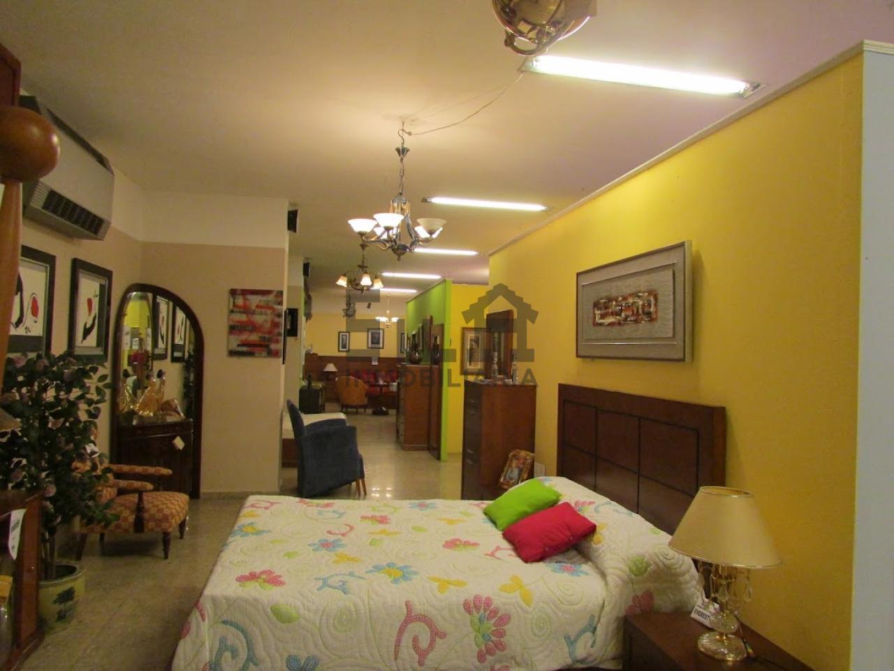 ALQUILER LOCAL 1.300M2 PIÑEIRAL