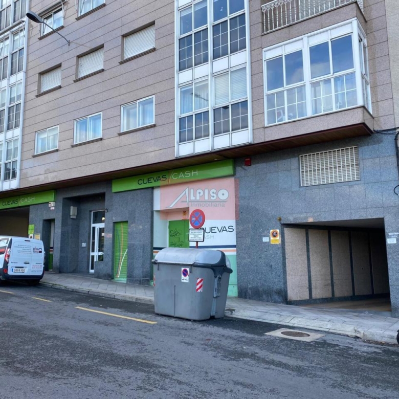 Plaza para coche en Ourense