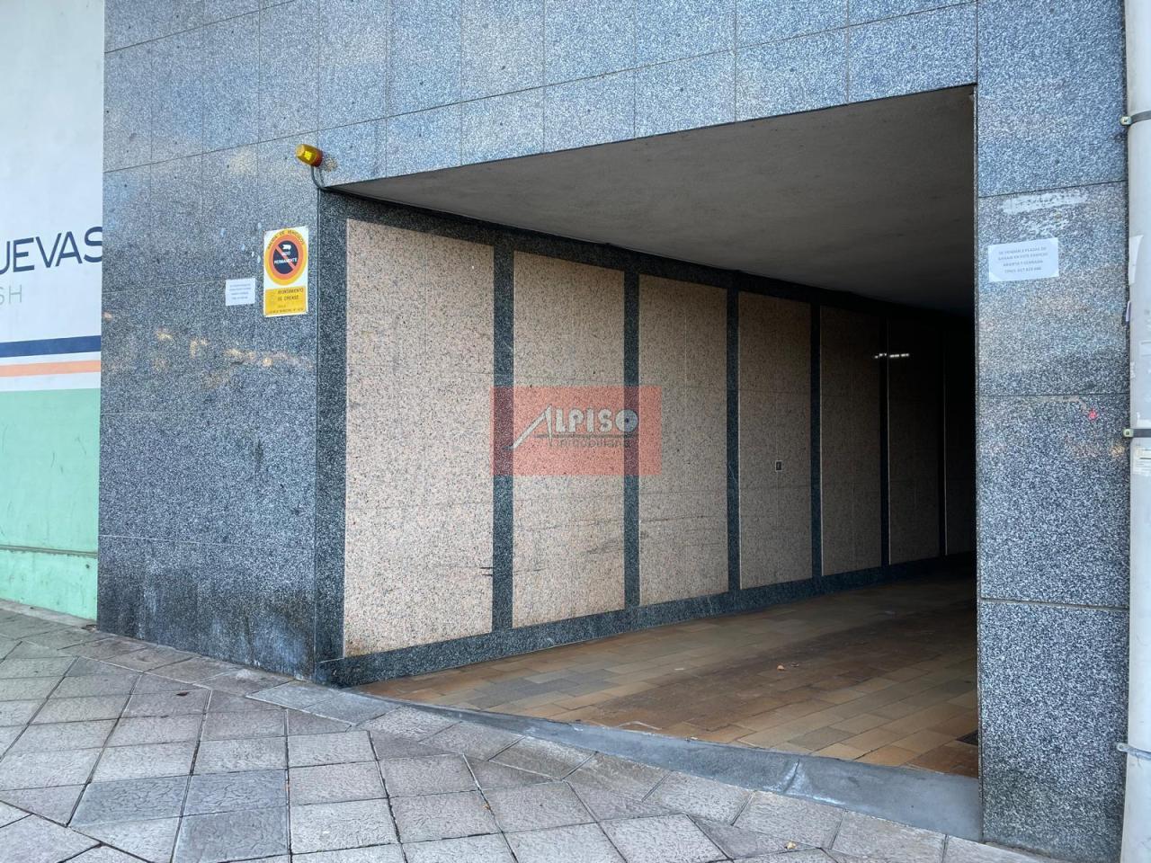 173462228160800005256_173462151814 Plaza para coche en Ourense