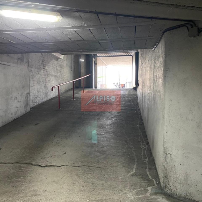 Plaza para coche en Ourense