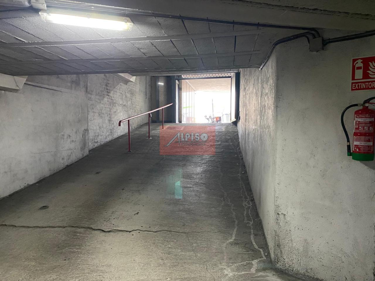 173462228177700005256_173462151676 Plaza para coche en Ourense