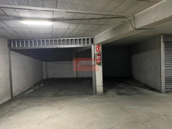 Plaza para coche en Ourense