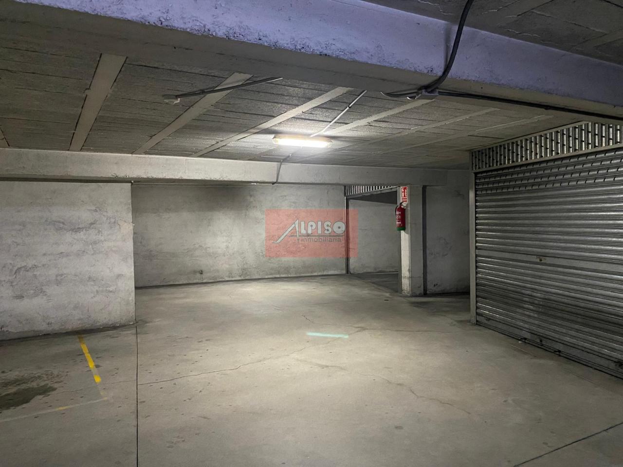 173462228323900005256_173462152497 Plaza para coche en Ourense