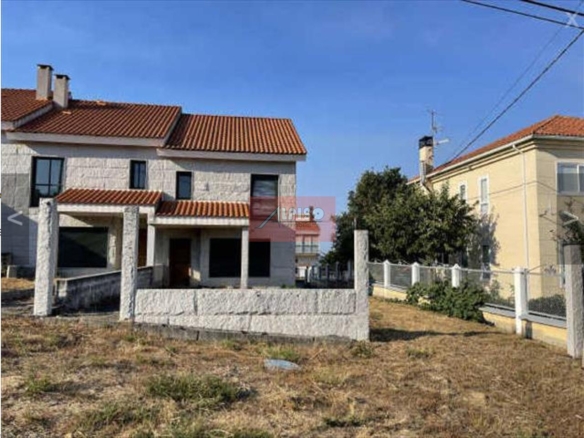 Adosado en Celanova