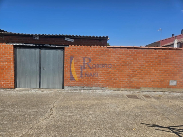 Almacén en Valencia de Don Juan